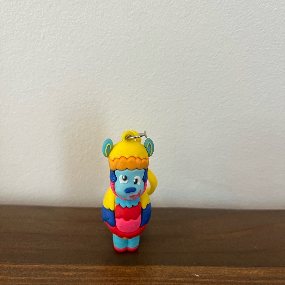 colorful Lama  key chain like new